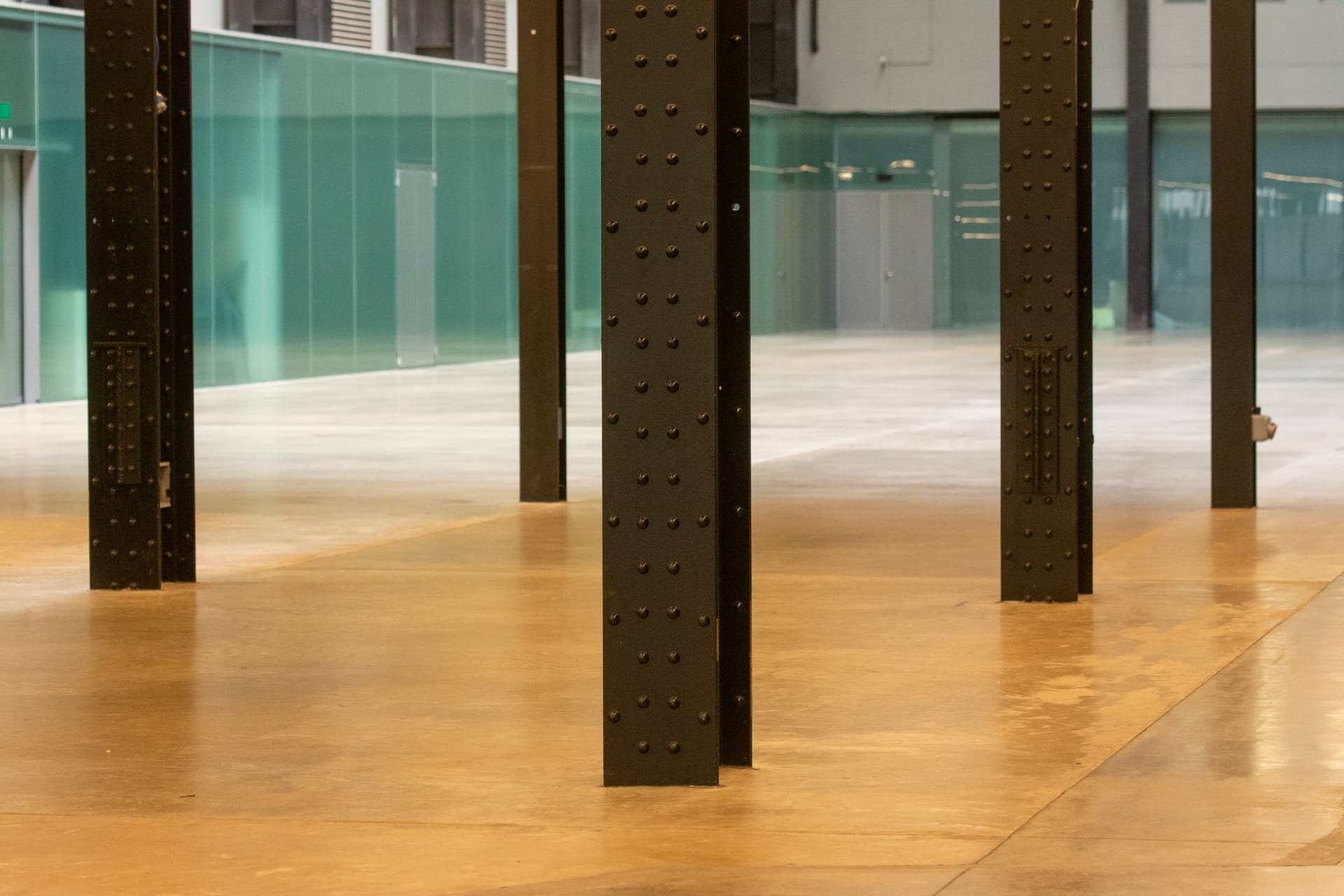 Cast-iron columns in the open floor